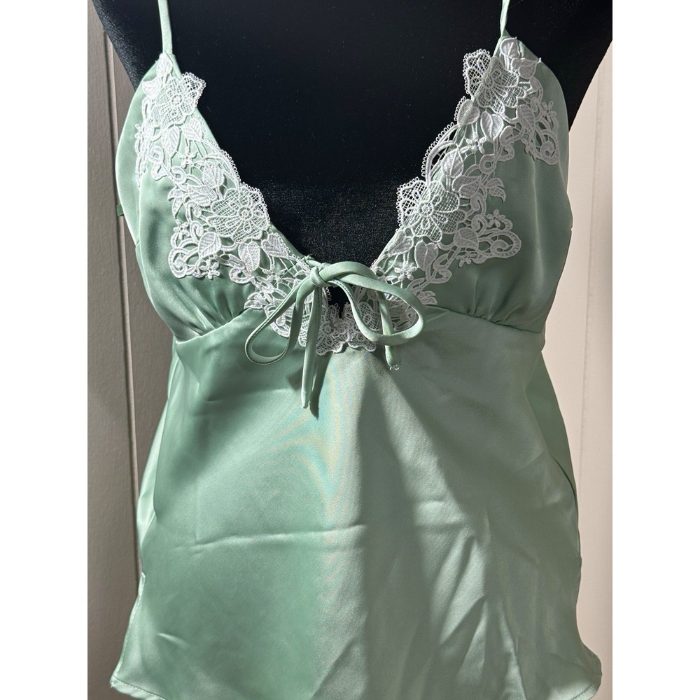 Monteau Los Angeles Women's M Mint Green Satin Lace Camisole Tank Top NWT